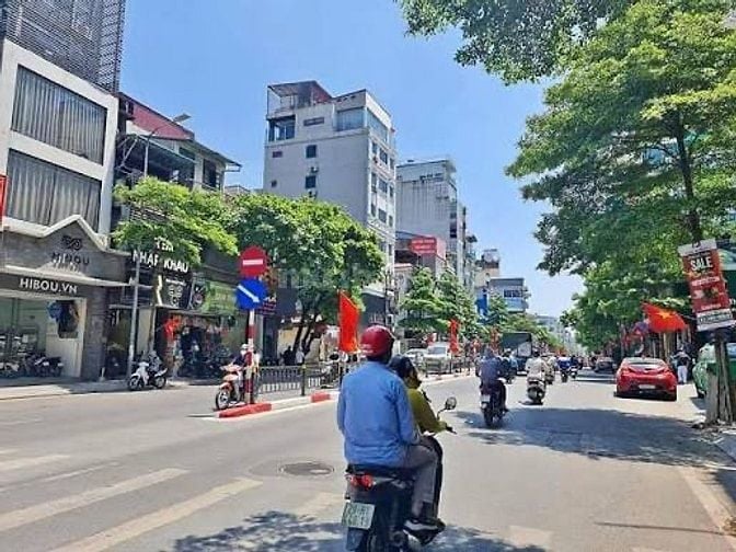 Căn góc 6T thang máy Vị trí đắc địa MP Tôn Đức Thắng vỉa hè kd