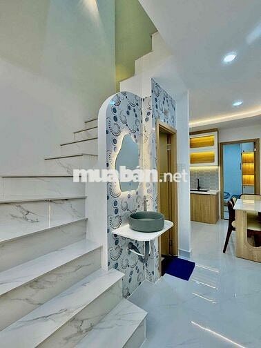 NHÀ ĐẸP KHU TRUNG TÂM BÌNH THẠNH NGAY VÒNG XOAY HÀNG XANH