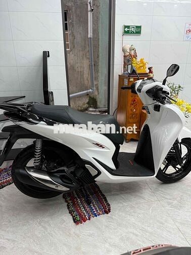 Honda SH 125i 2024 Trắng đen