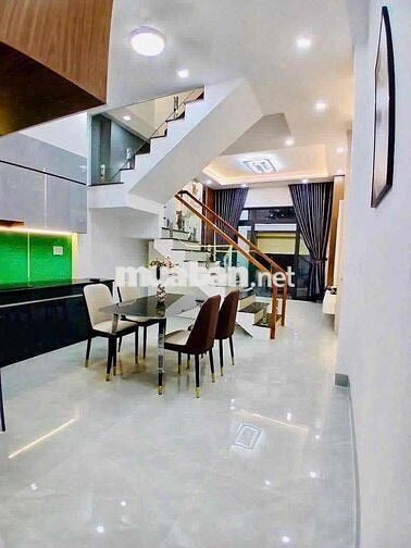 BÁN NHÀ TRUNG TÂM GẦN VÒNG XOAY HIỆP THÀNH 3