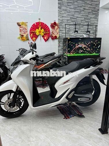 Honda SH 125i 2024 Trắng đen