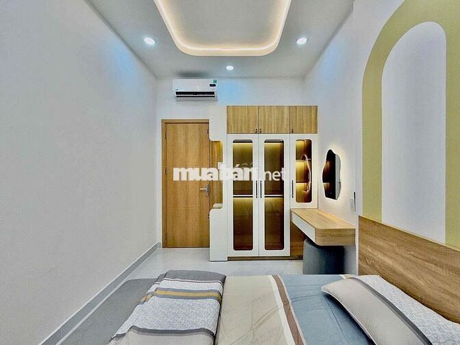 NHÀ ĐẸP KHU TRUNG TÂM BÌNH THẠNH NGAY VÒNG XOAY HÀNG XANH