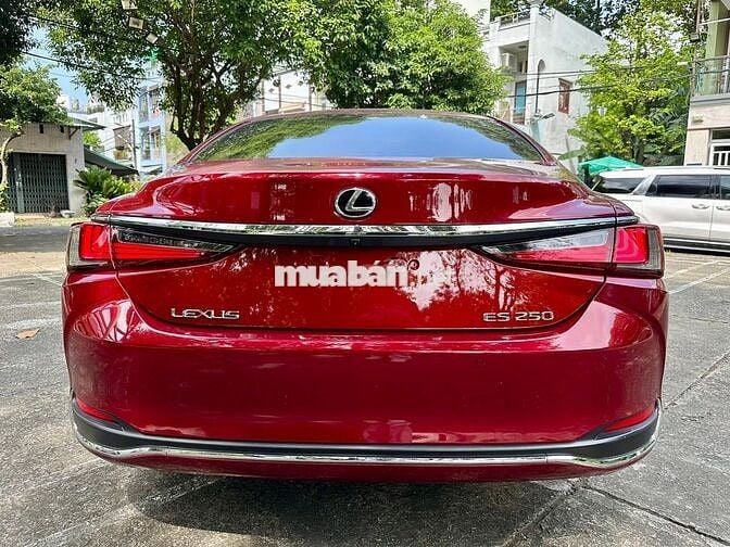 Lexus ES 250 2022 Xăng 2.5 L Đỏ | 53,000 Km