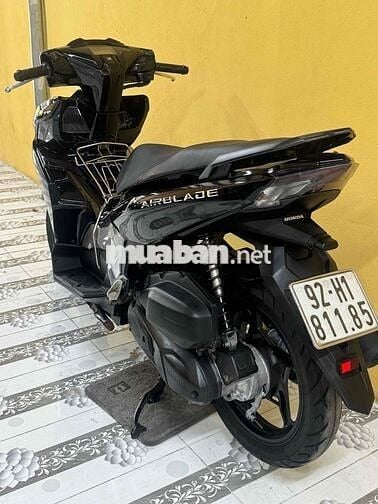 Honda Air Blade 125 Đen bóng