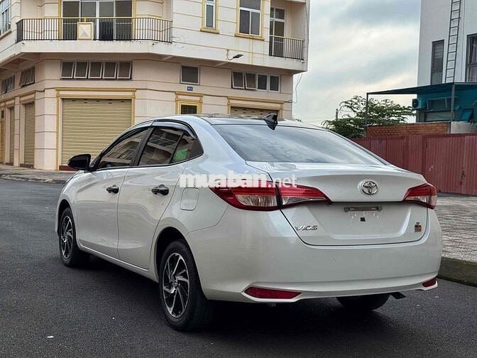 Toyota Vios G 2022 Trắng ngọc trai Số tự động