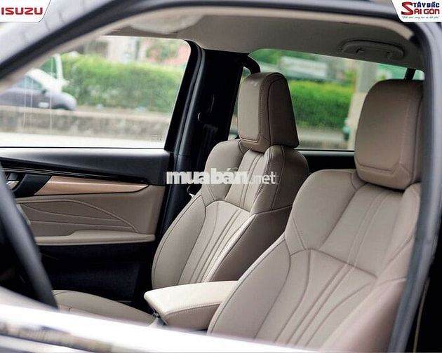 ISUZU mu-X B7 Plus 1.9 AT 4x2 – VIN 2025 GIẢM SÂU