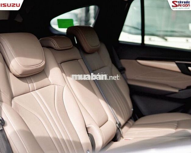 ISUZU mu-X B7 Plus 1.9 AT 4x2 – VIN 2025 GIẢM SÂU