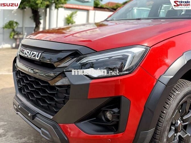 D-Max Type Z 4x4 AT 2025: Ưu Đãi 50 Triệu