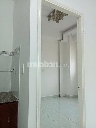 Cho thuê 3.6tr/căn hộ chung cư Lê Thành đường Hồ Văn long