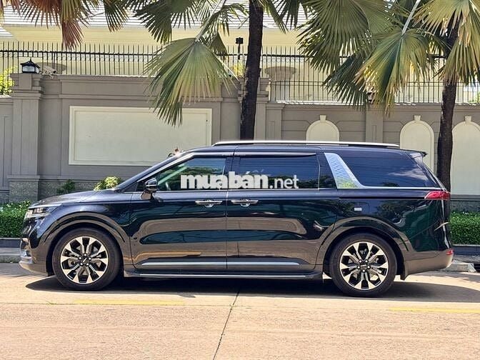 Kia Carnival Signature 2023 Dầu 55.000 km Đen