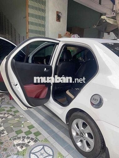 Hyundai i10 STD 2019 Trắng