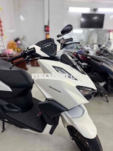 Vario 160 ABS  Trắng nhám..Siêu Lướt Chạy 2.500Km