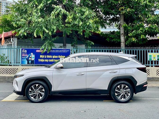 Hyundai Tucson 2024 2.0 Dầu Đặc Biệt 20.000 Km