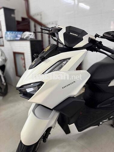 Vario 160 ABS  Trắng nhám..Siêu Lướt Chạy 2.500Km