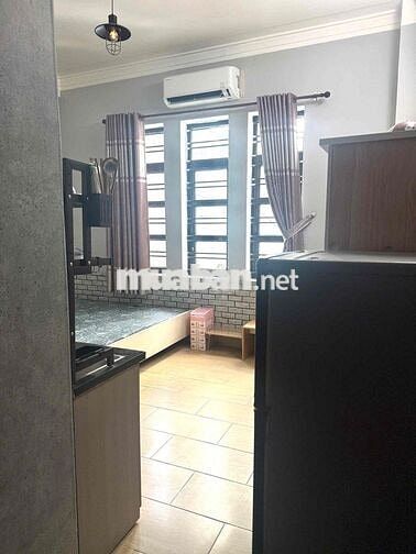 CHO THUÊ STUDIO CỬA SỔ TRỜI - FULL NỘI THẤT NGAY TRUNG TÂM QUẬN 10