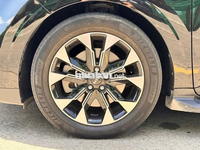 Kia Carnival Signature 2023 Dầu 55.000 km Đen