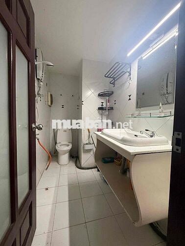 CHO THUÊ STUDIO CỬA SỔ TRỜI - FULL NỘI THẤT NGAY TRUNG TÂM QUẬN 10