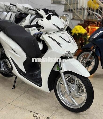 Honda SH 125 2026 Mẫu Mới.odd 400 km như Head