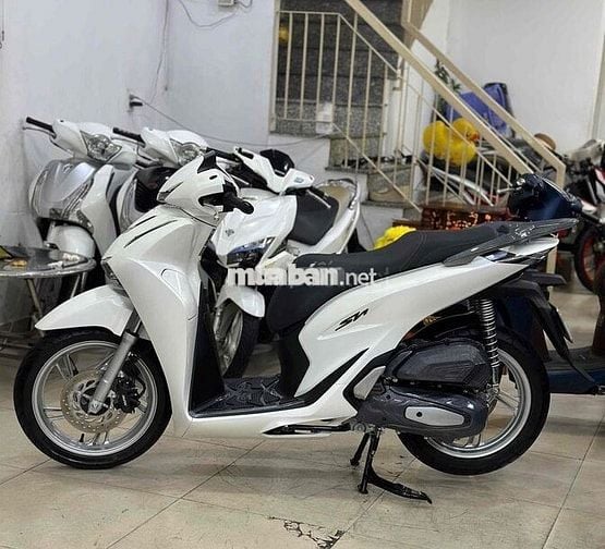 Honda SH 125 2026 Mẫu Mới.odd 400 km như Head