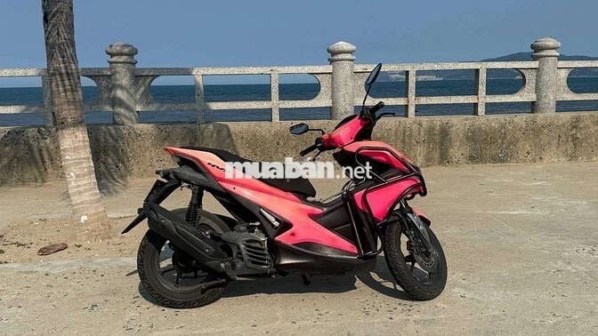 Yamaha NVX 155 2017 Hồng
