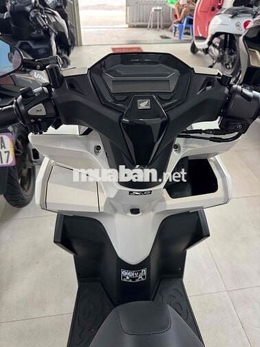 Vario 160 ABS  Trắng nhám..Siêu Lướt Chạy 2.500Km