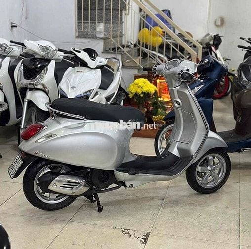 Piaggio Vespa 125 2016 Bạc Phoche.Xe chất.Giá tốt
