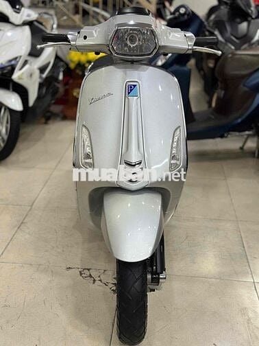 Piaggio Vespa 125 2016 Bạc Phoche.Xe chất.Giá tốt