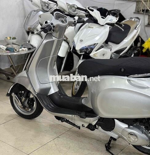 Piaggio Vespa 125 2016 Bạc Phoche.Xe chất.Giá tốt