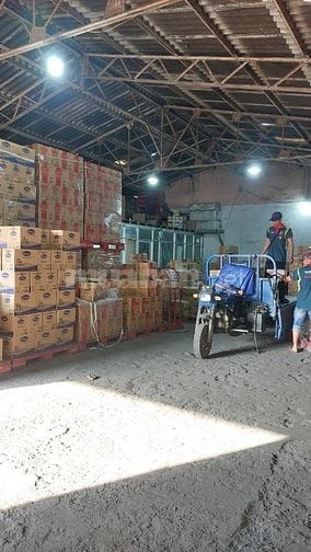 Cần tuyển gấp tài xế xe tải giao hàng