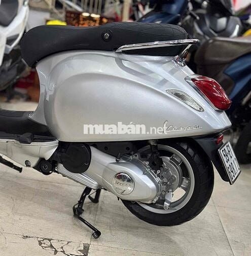 Piaggio Vespa 125 2016 Bạc Phoche.Xe chất.Giá tốt