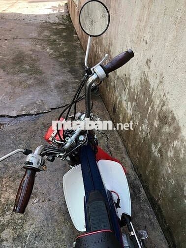 Honda Chaly 81 Đỏ Xanh Trắng