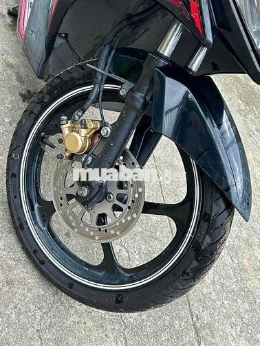 Yamaha Nouvo RC 135 Tự động Đỏ đen