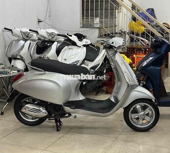 Piaggio Vespa 125 2016 Bạc Phoche.Xe chất.Giá tốt