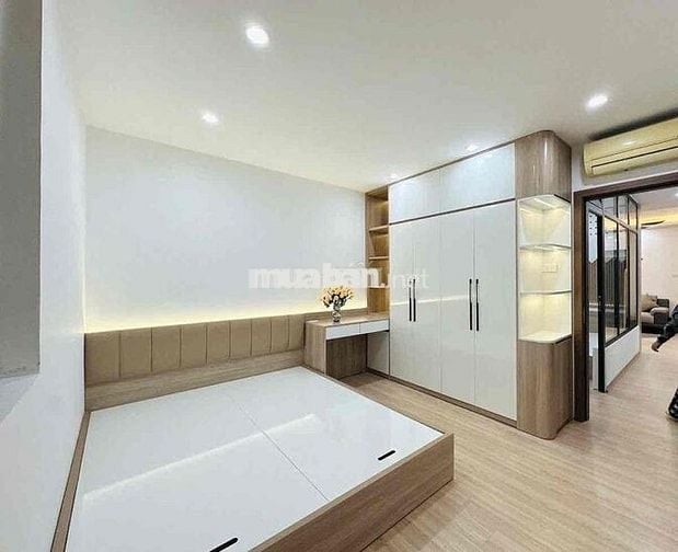 Lô góc 2 thoáng CC Bắc Linh Đàm 71m2 T10 giá nhỉnh 5 tỷ sổ đỏ CC 3 PN,