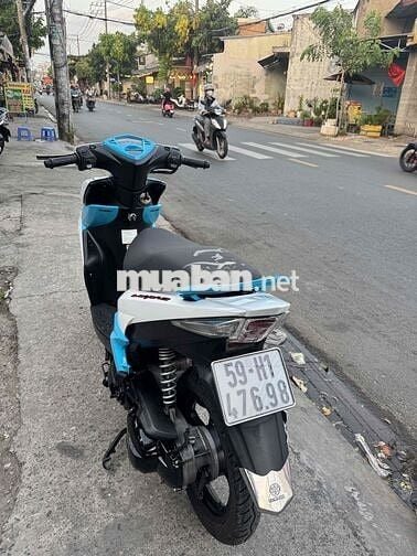 Yamaha Luvias Fi Trắng Xanh Việt Nam