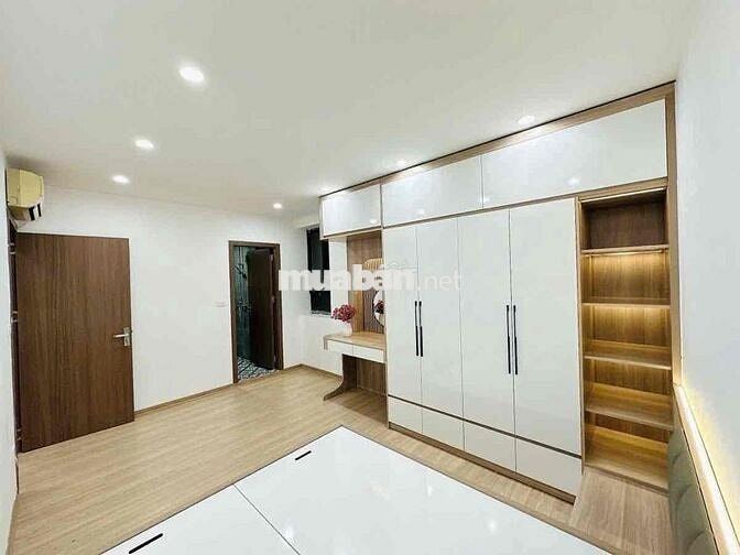 Lô góc 2 thoáng CC Bắc Linh Đàm 71m2 T10 giá nhỉnh 5 tỷ sổ đỏ CC 3 PN,