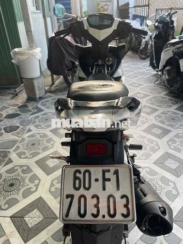 Yamaha Exciter 150 Trắng đen Zin Rất đẹp