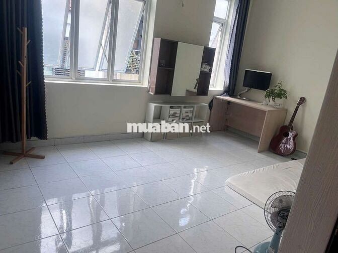 Chính chủ pass CHDV 1pn  50m²  ngày sát quận 1 gần đại học mỹ thuật 