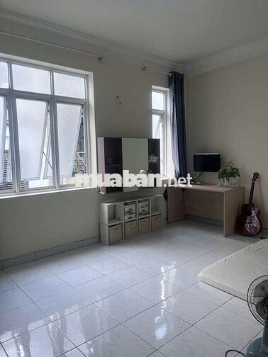 Chính chủ pass CHDV 1pn  50m²  ngày sát quận 1 gần đại học mỹ thuật 