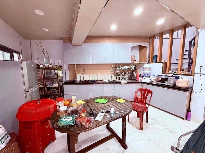 Ngay Tân Hoà Đông, Ngang 8.8 Dài 10.5m, 3 Phòng Ngủ đường Xe Hơi thông