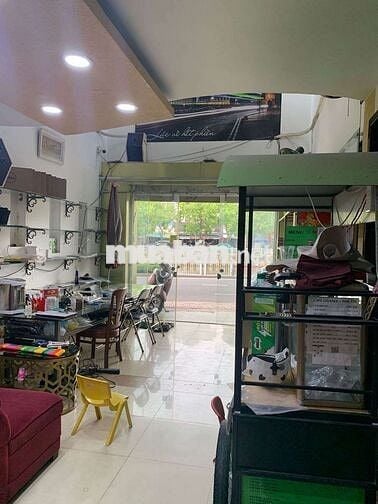 bán nhà mặt tiền Trường Sa Phú Nhuận giáp ranh Quận 3 Tân Bình