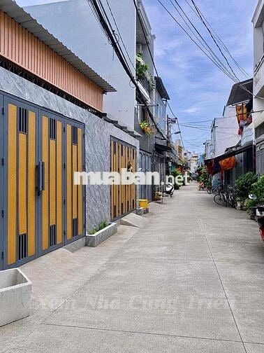 Ngay Tân Hoà Đông, Ngang 8.8 Dài 10.5m, 3 Phòng Ngủ đường Xe Hơi thông