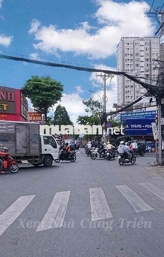 Ngay Tân Hoà Đông, Ngang 8.8 Dài 10.5m, 3 Phòng Ngủ đường Xe Hơi thông