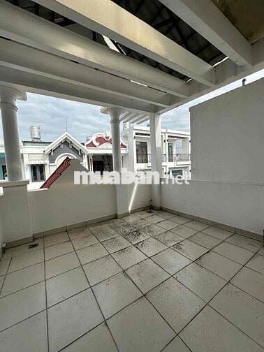 BÁN GẤP NHÀ HẺM OTO LK4-5 GIÁ 6TY CÒN THƯƠNG LƯỢNG