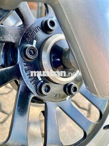 Siêu Cọp Trùm Mền Suzuki GZ-150A 2017 odo 9.300Km