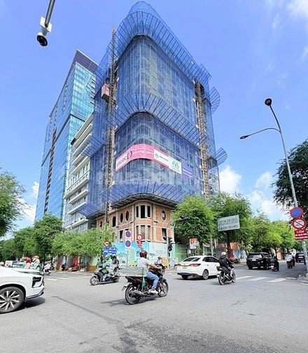 Bán khách sạn Góc 2MT Hai Bà Trưng và Lê Thánh Tôn, Phường Bến Nghé