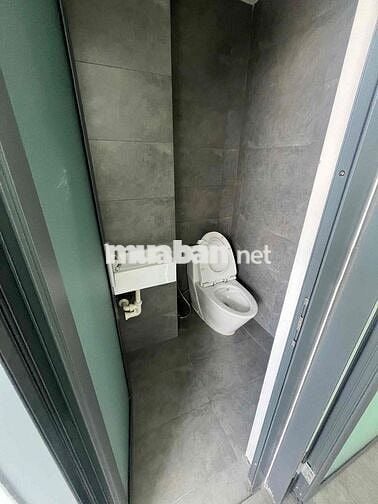 Cho thuê nhà 6 tầng, thang máy, hẻm tải , quận 11