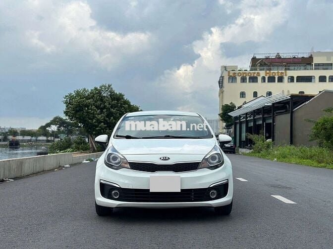 KIA RIO 1.4MT 2015 Sedan Trắng 130.000