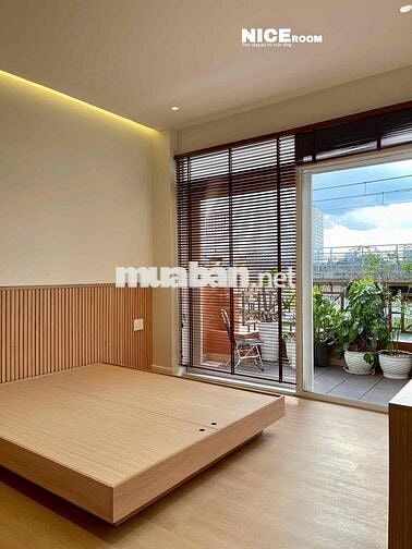 Cần cho thuê gấp căn hộ Central Garden. DT: 87m2, 2pn, 2wc. Giá 16tr/t
