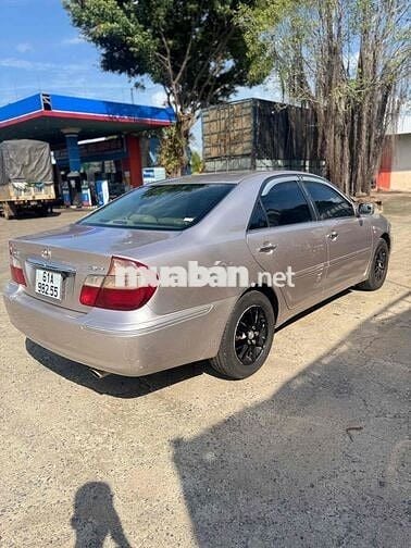 Toyota Camry 2002 AT